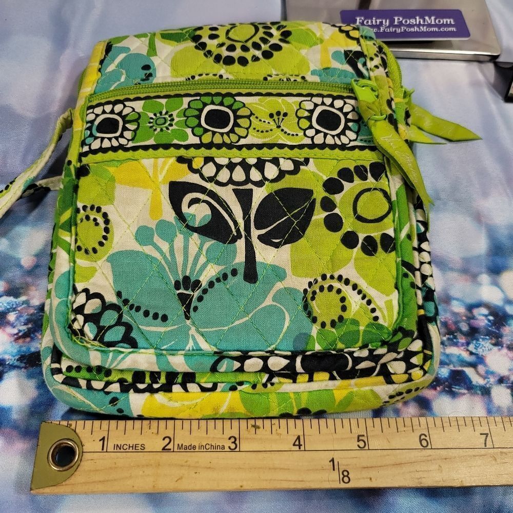 Vera Bradley Mini Hipster Crossbody Limes Up Retired Print Bag - Picture 11 of 12